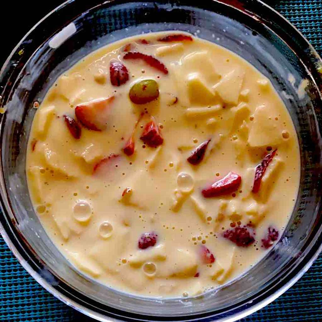 Whey Fruits Custard