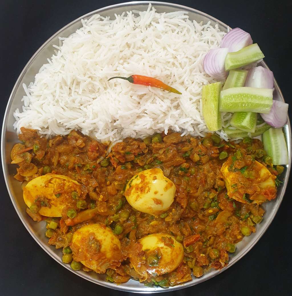 Egg Curry with Mushroom & Peas and Rice
