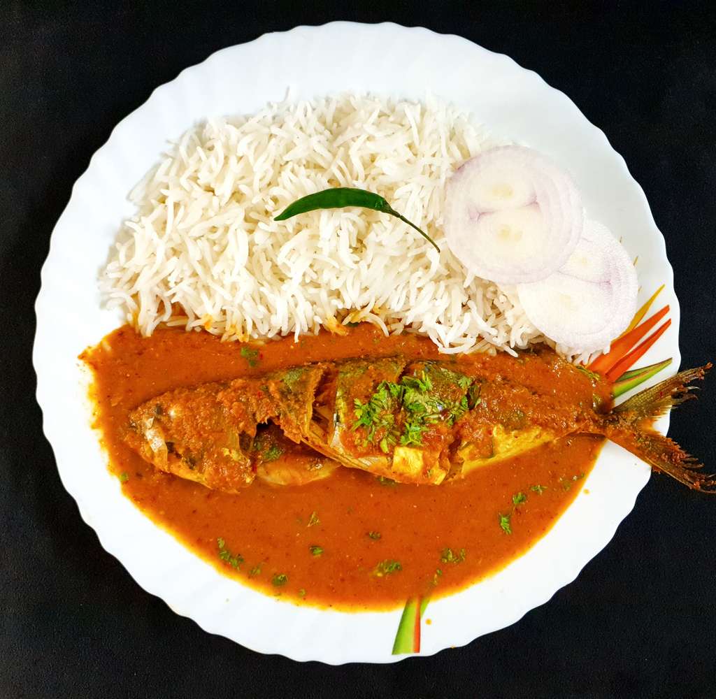 Mackerel (Bangda) Curry Rice