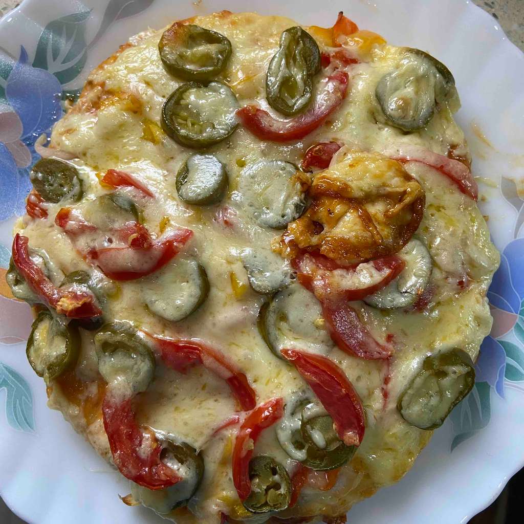 veg cheese pizza