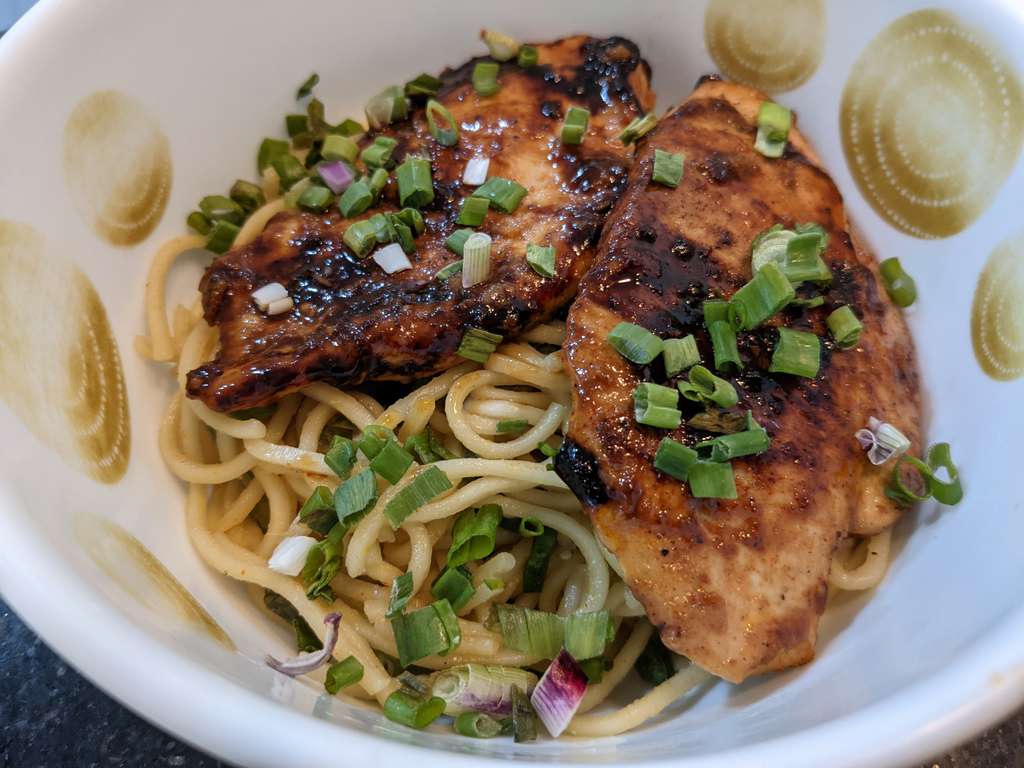 Grilled Chicken with Garlic and Lemon