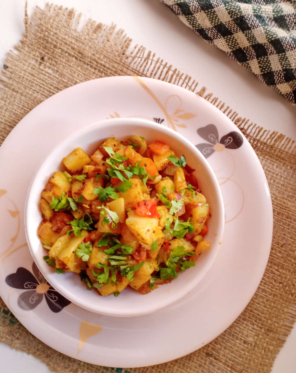 BATATA NU SHAAK