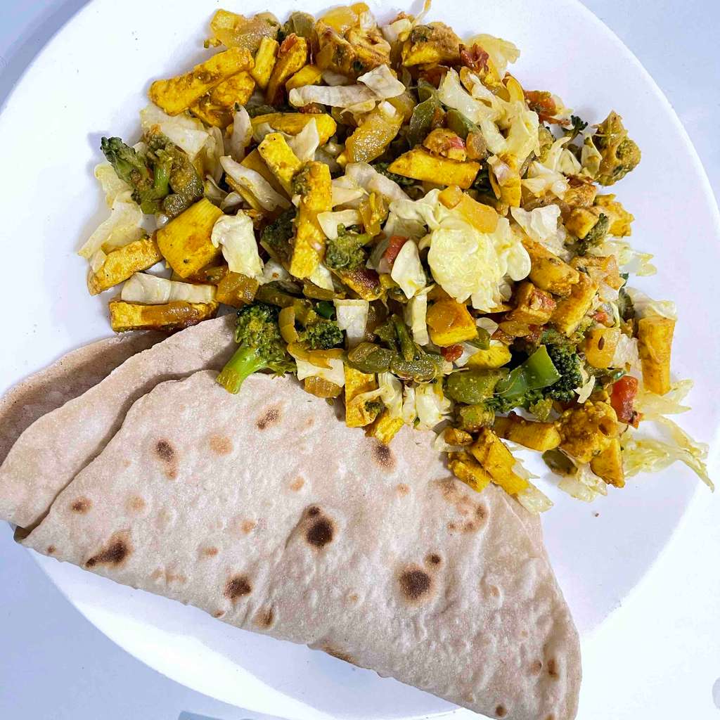 veg Fahita and chapati 