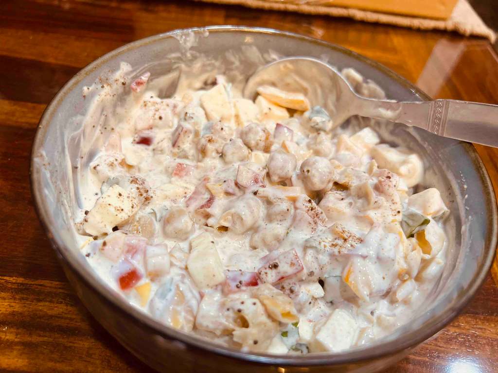 Chickpea protein Salad