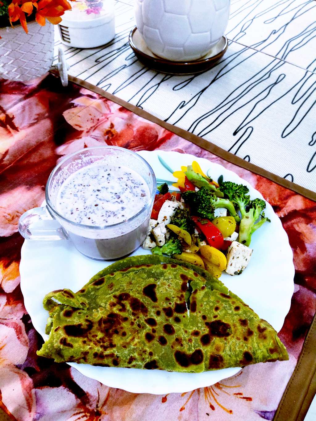 Paneer Spinach Paratha with sauted veges