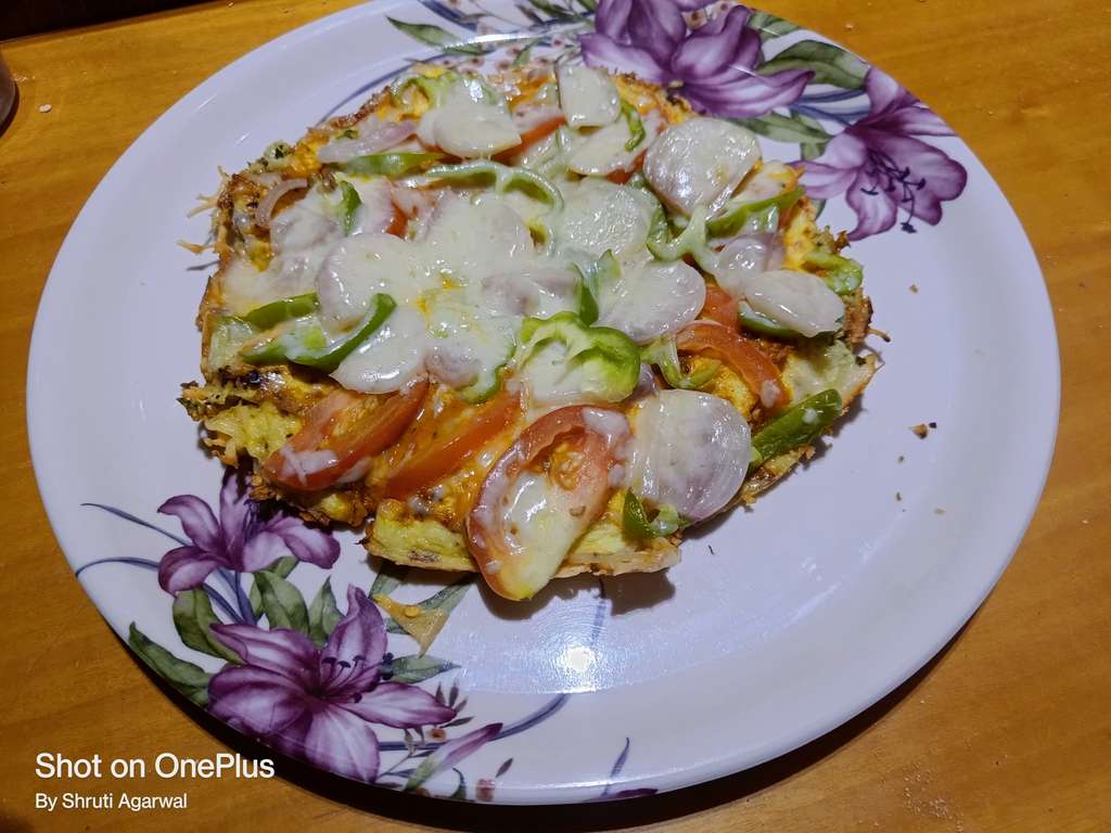 Egg pizza masala