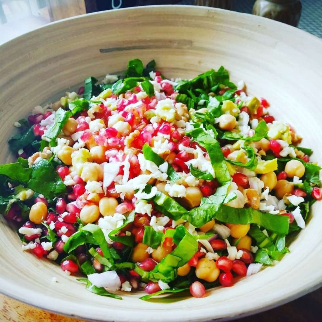 spinach beans cheese salad