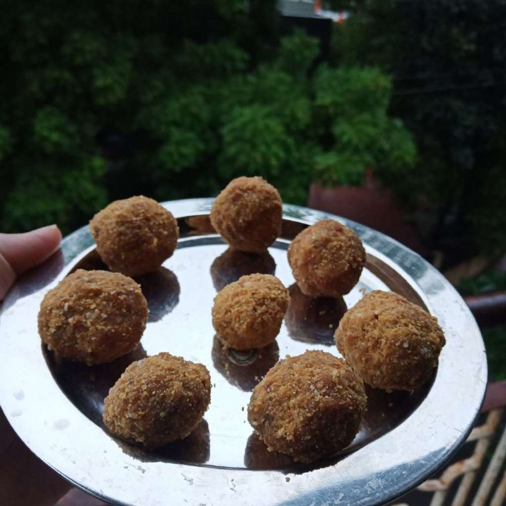 soya-moong daal laddoo 