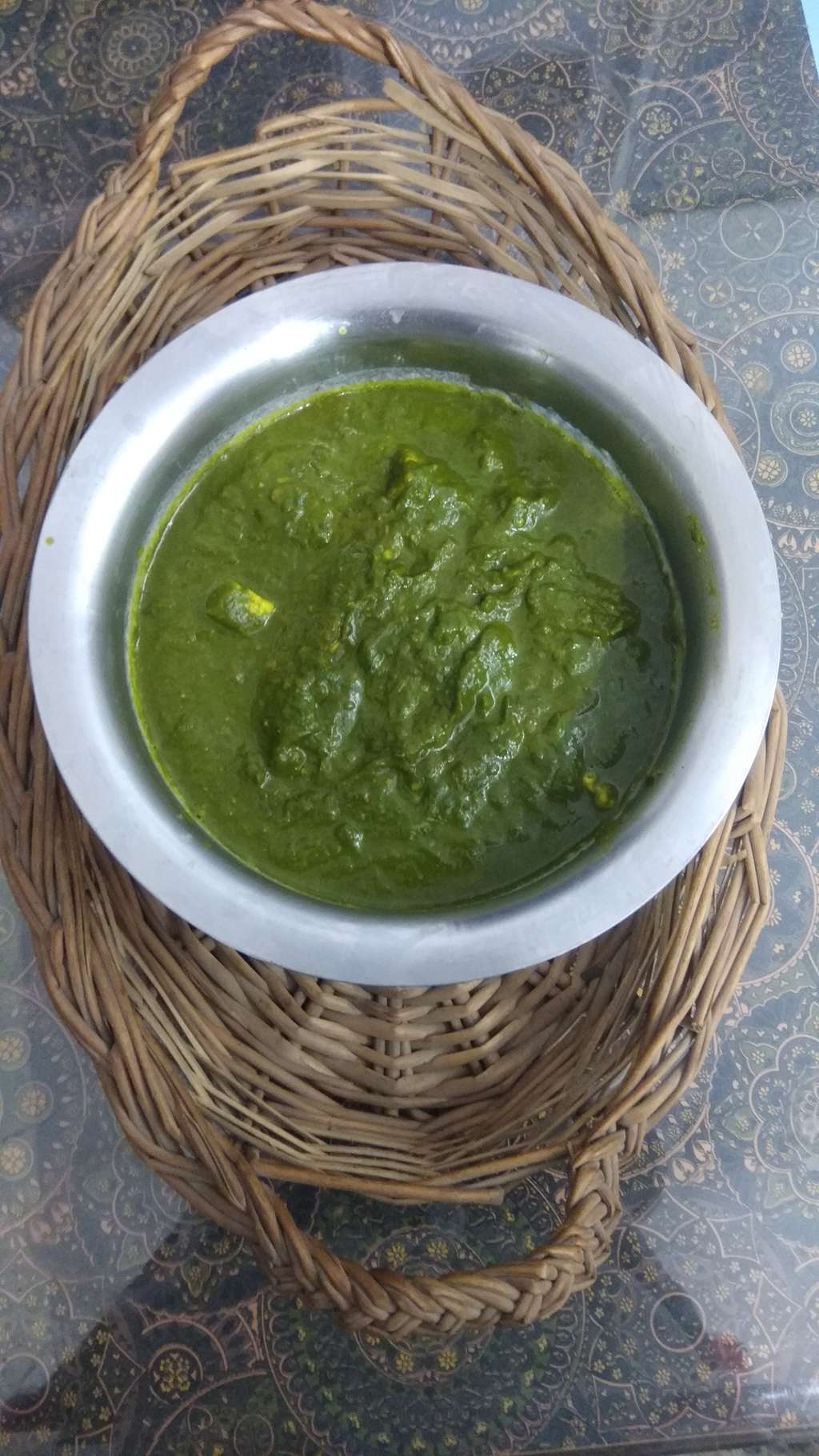palak paneer (spinach)