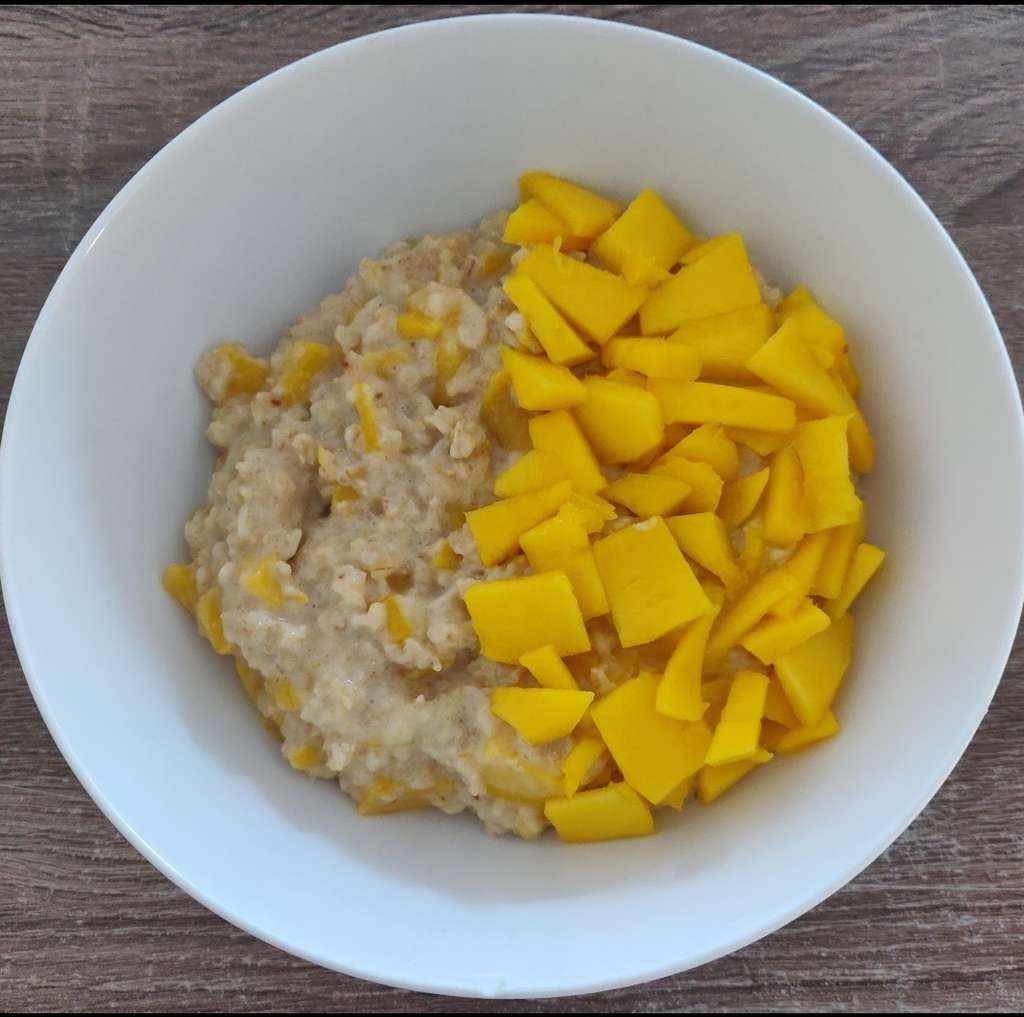 Mango Oatmeal