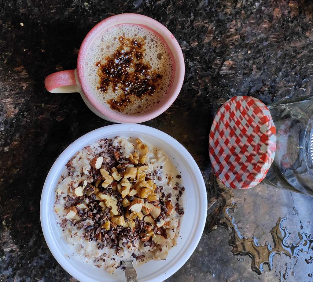 almond oats cocoa pudding