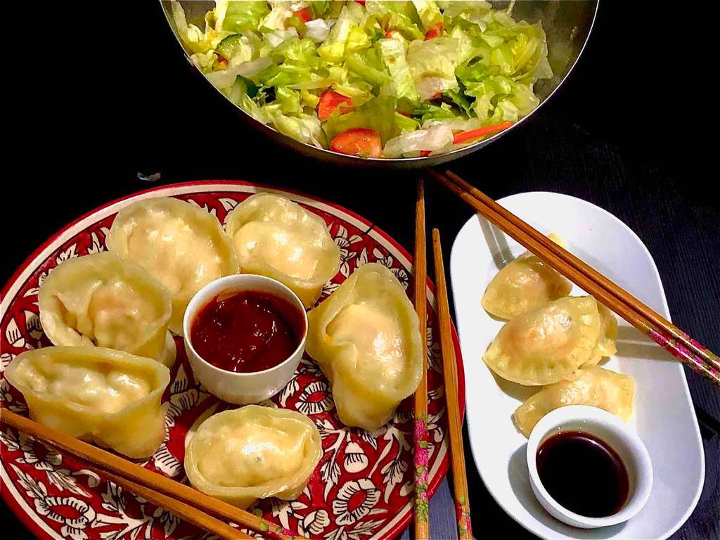 chicken dumplings (6-8)