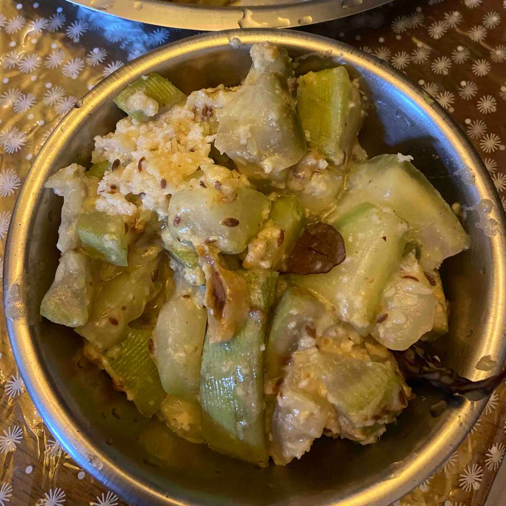 Simple doodhi (bottle gourd)