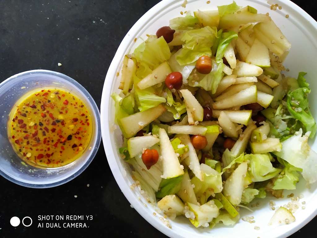 quinoa and pear salad