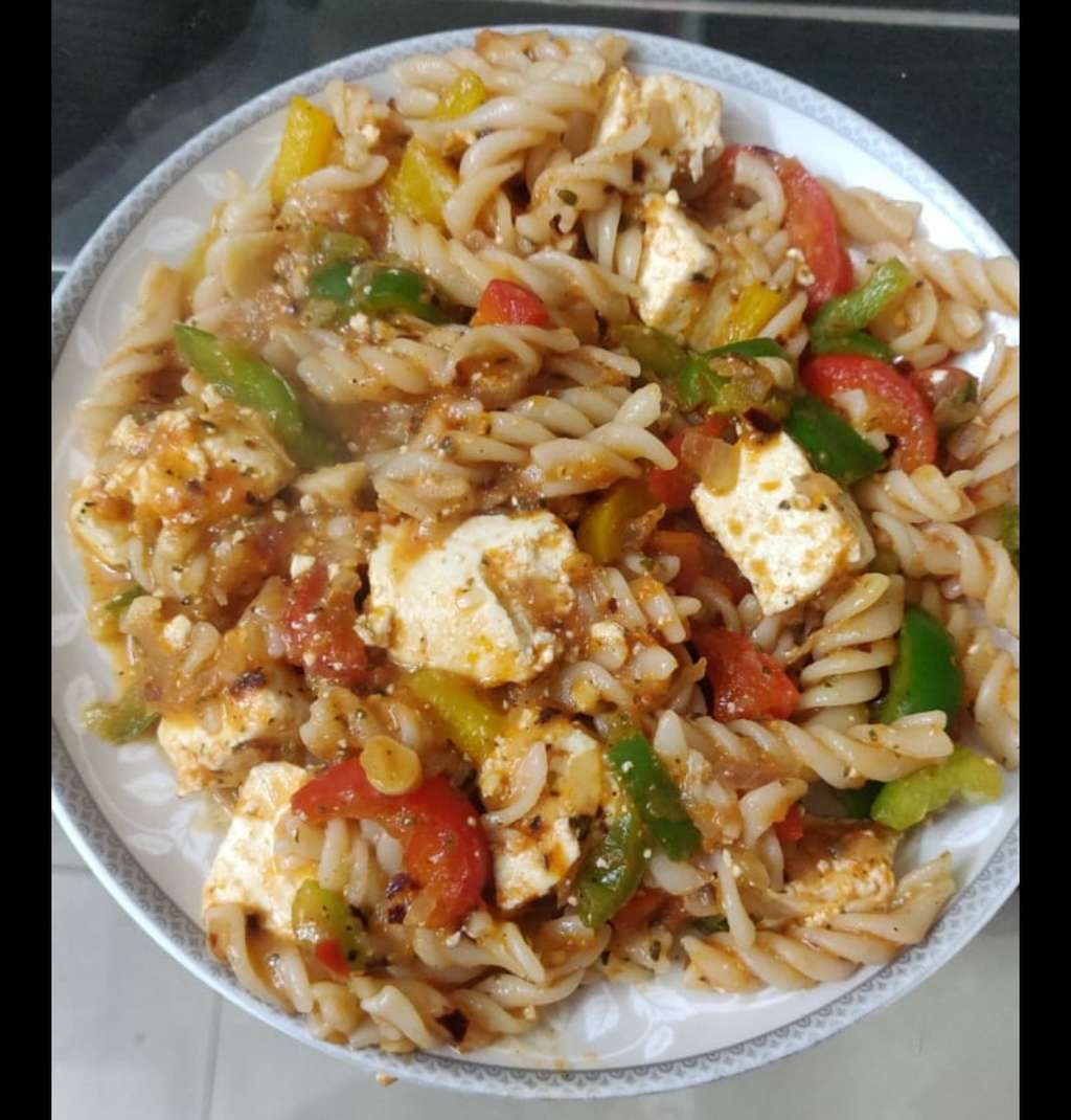 Red pasta with paneer