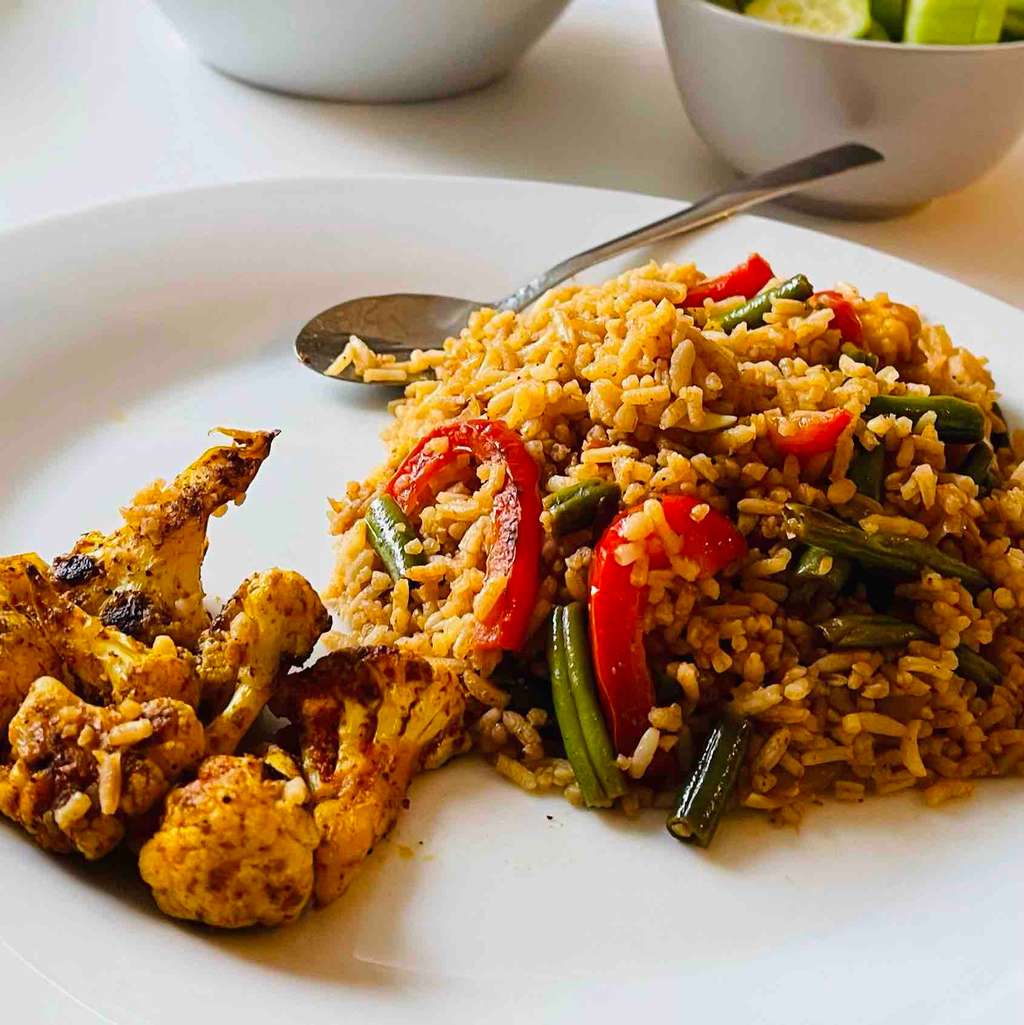 schezwan fried rice and cauliflower fry