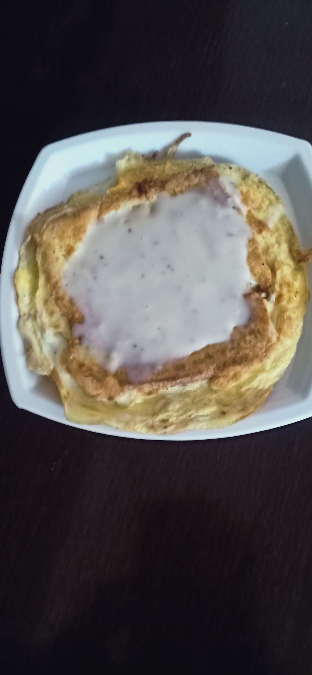 French toast with white sauce 