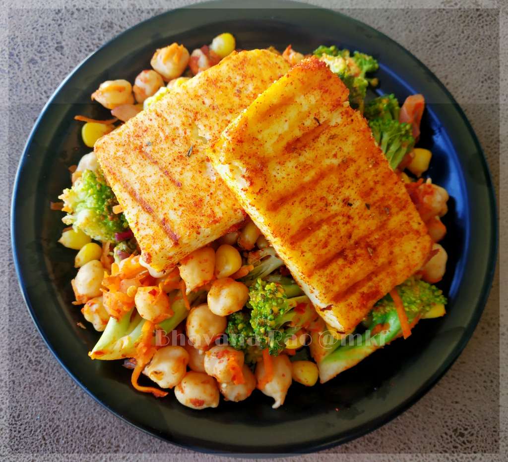 Paneer and Chickpeas Salad