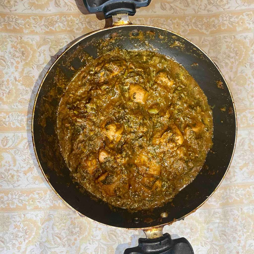 sindhi style palak chicken