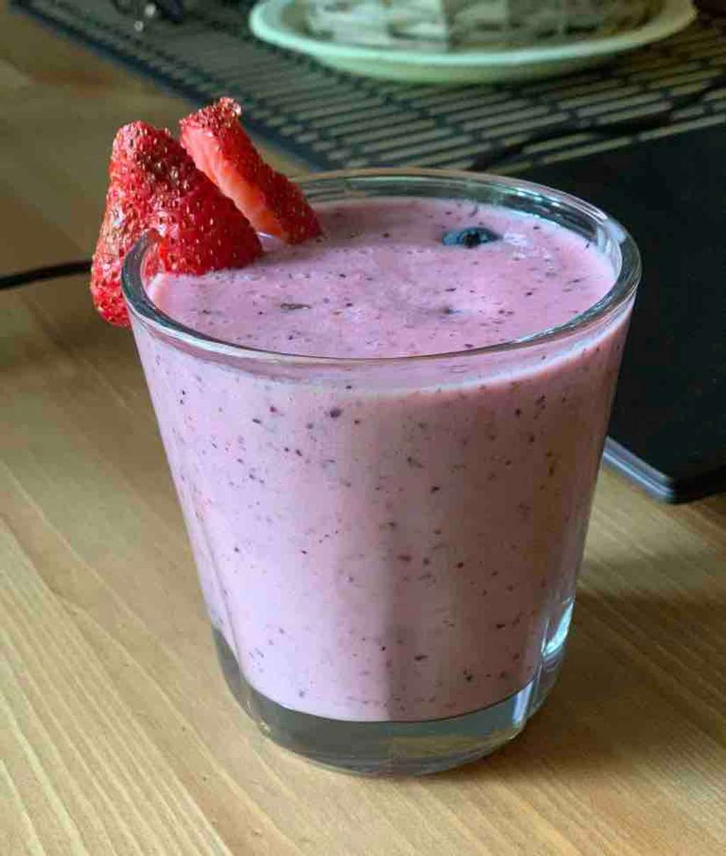 Berries smoothie with Chia seeds