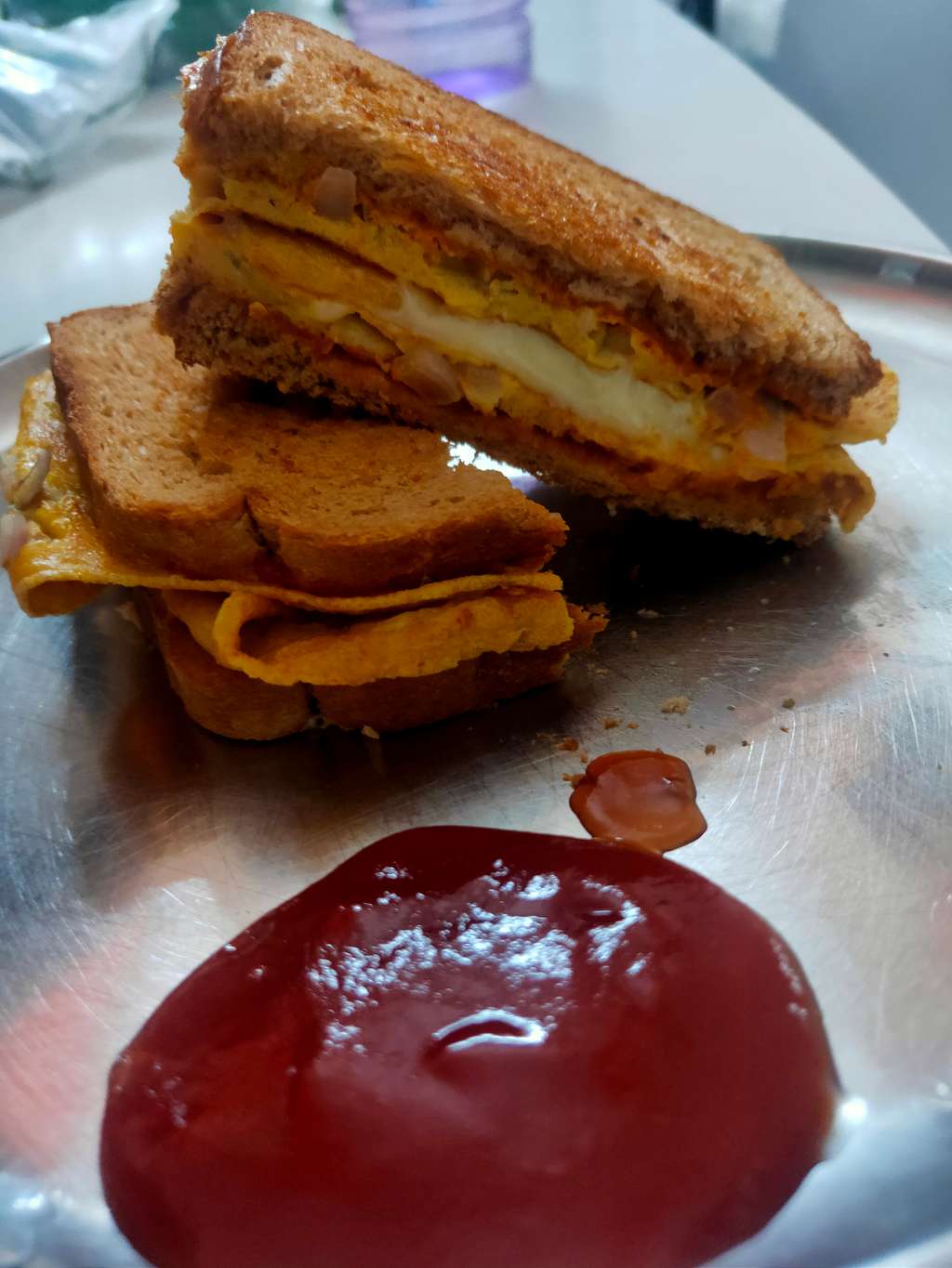 bread cheese omelette