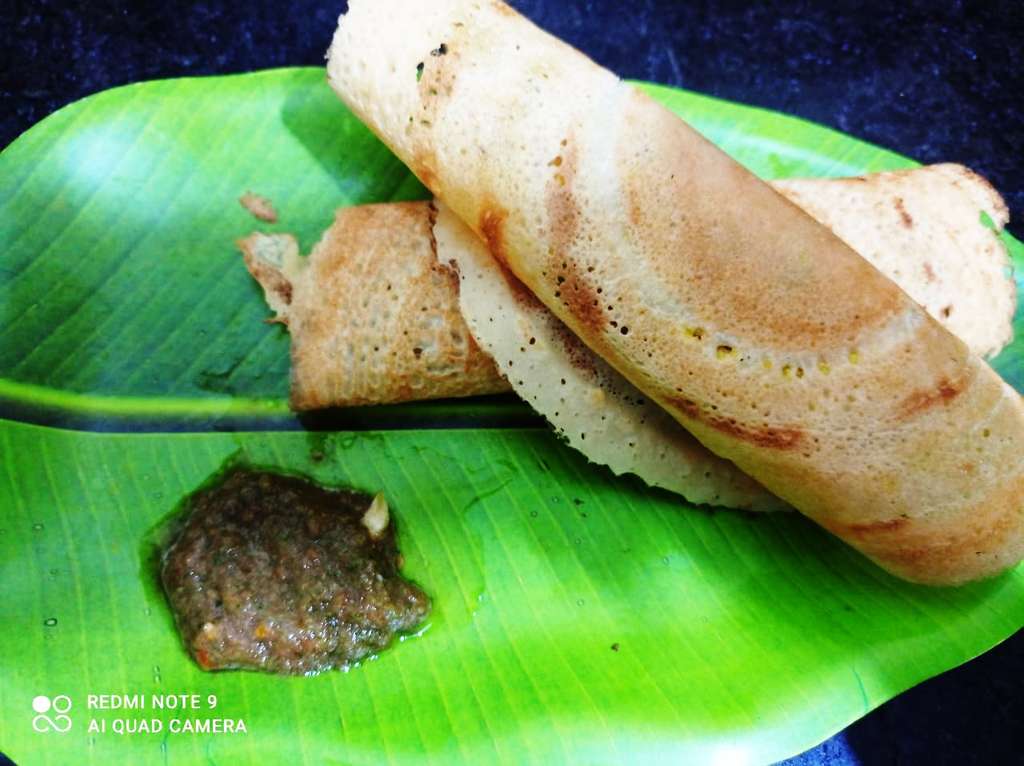 Moong Dal Paneer Chilla