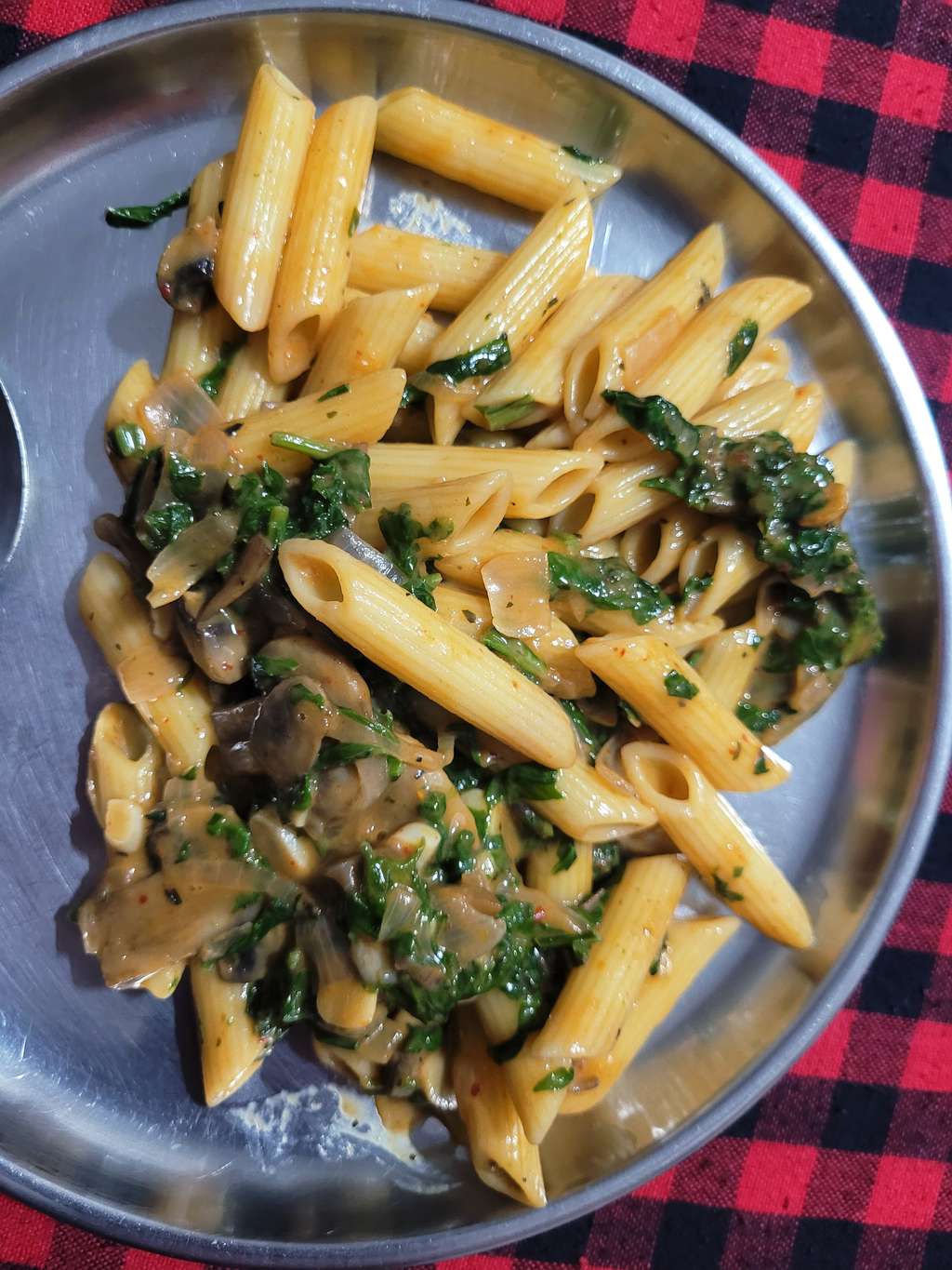 Spinach and mushroom pasta 