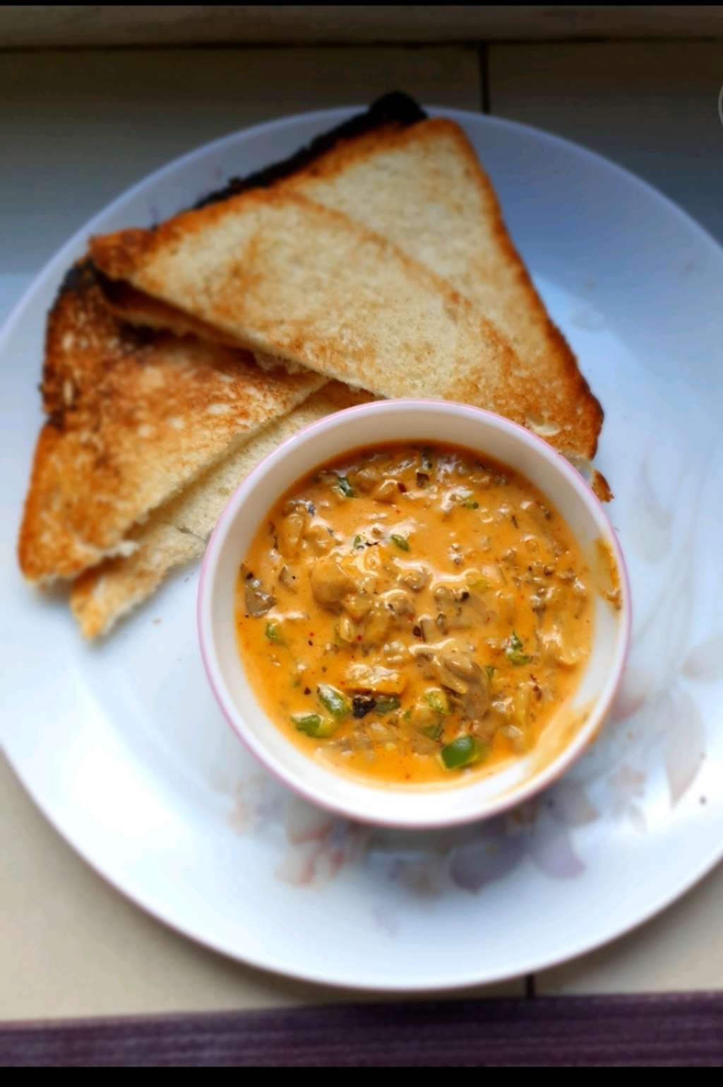 MUSHROOM CHEESE BREAKFAST DIP