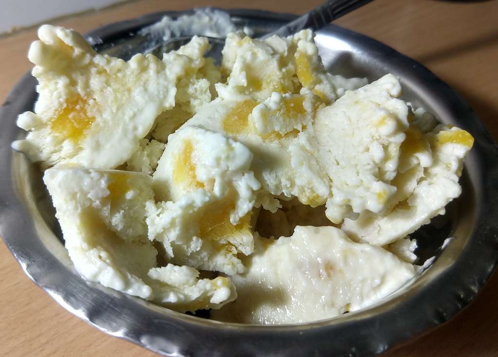 hung curd fresh fruit icecream