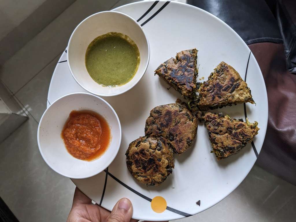 Methi Muthiya (Steam Cooked)
