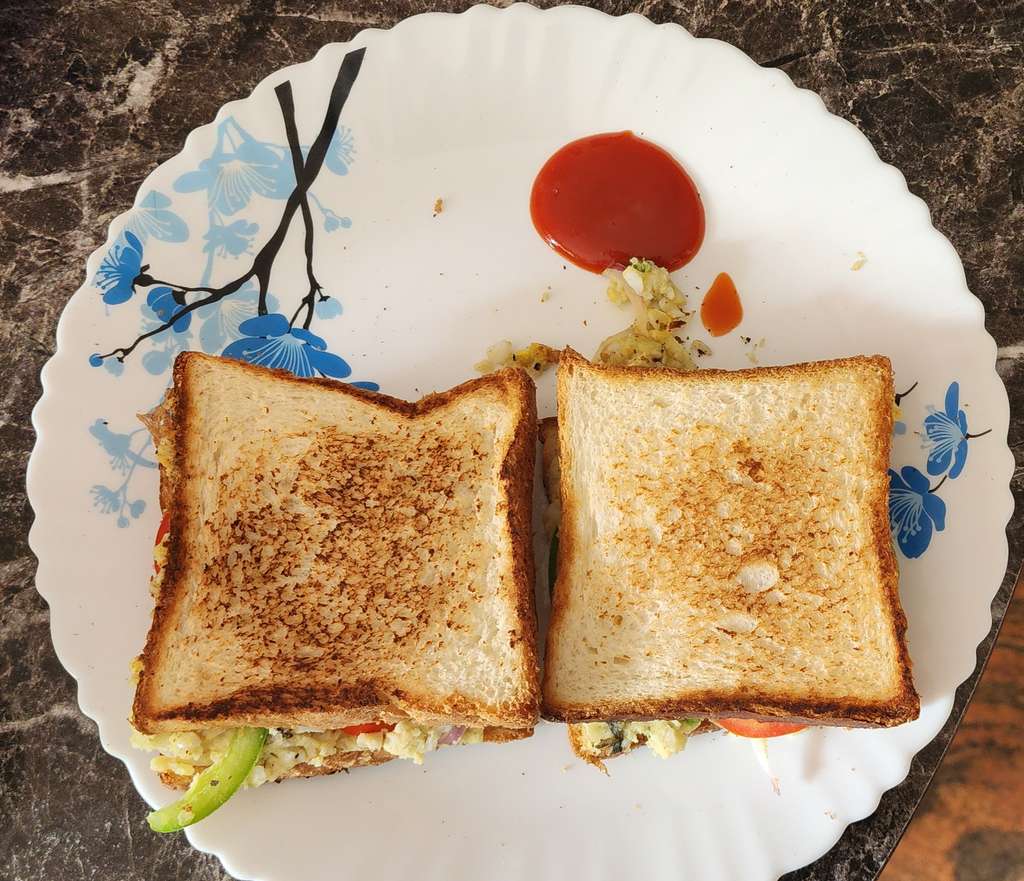 Egg Potato Smashed Sandwich(oil free)🙂
