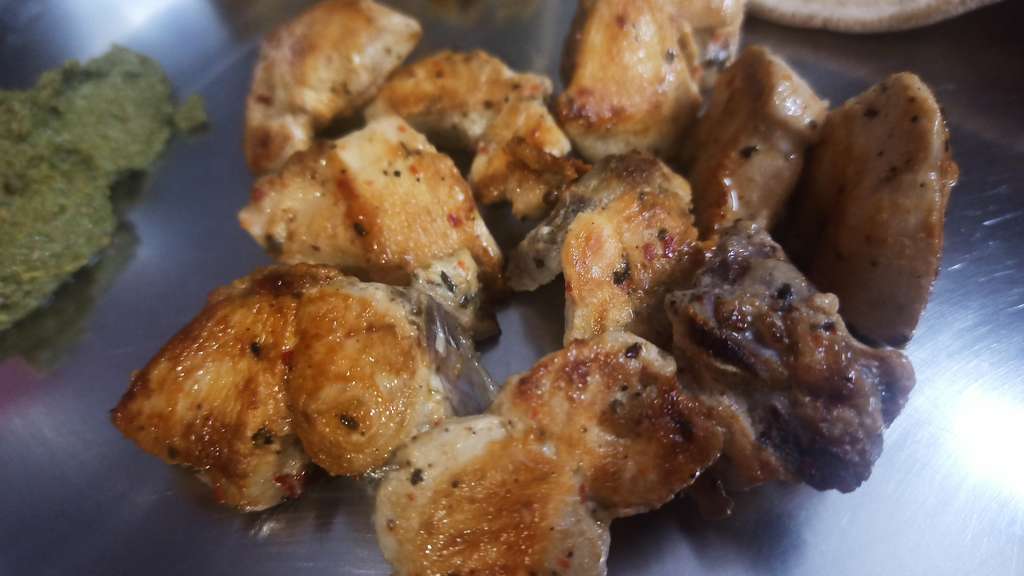 Grilled garlic lemon n herbs chicken.
