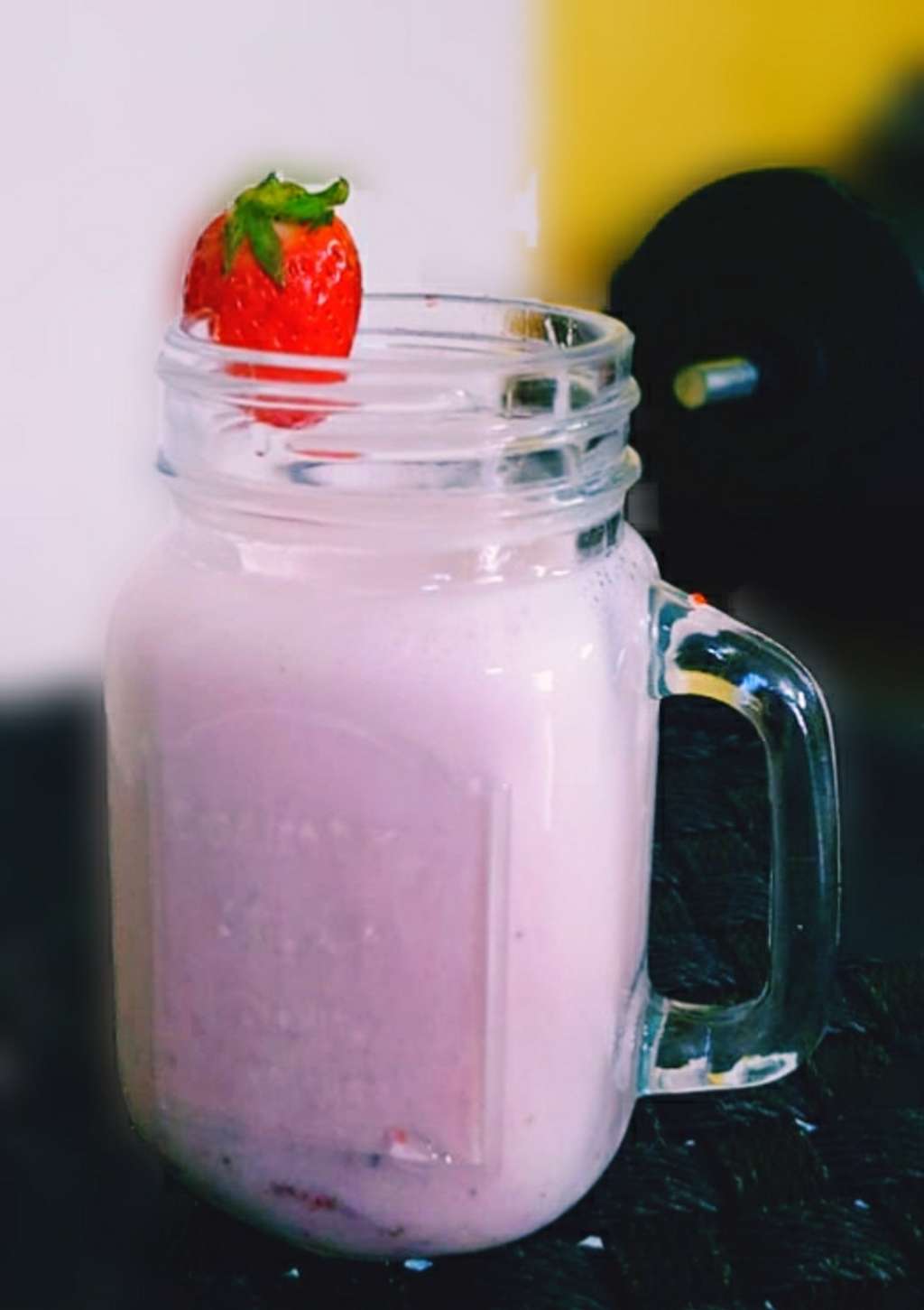 Vanilla&Strawberry Protein Shake