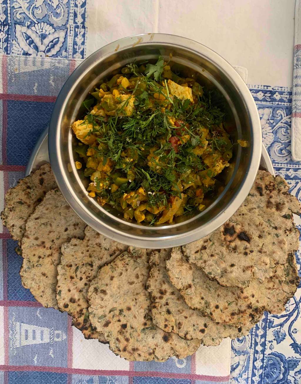 mix veg with soya meethi roti