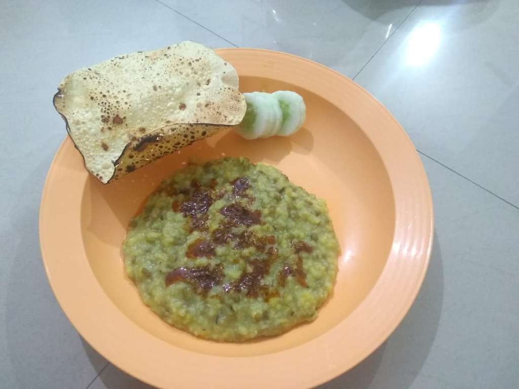Split Moong khichdi