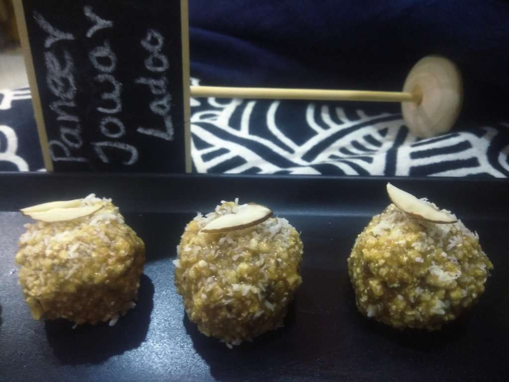 Paneer Jowar Laddu
