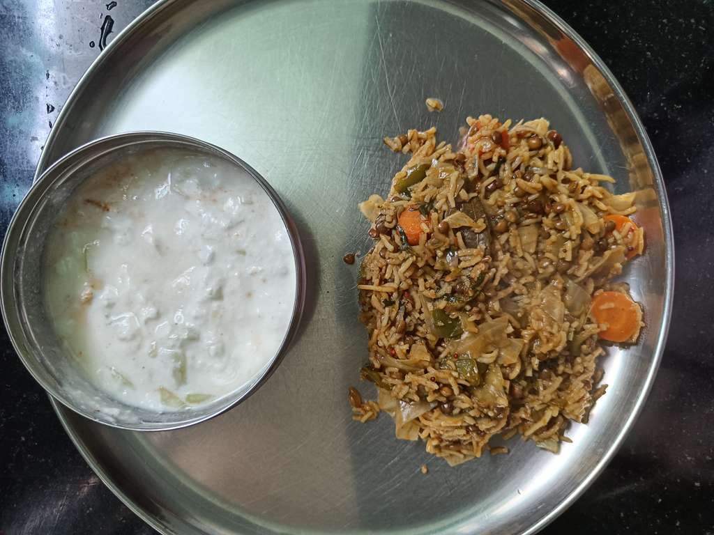 Akkha Masoor Pulao