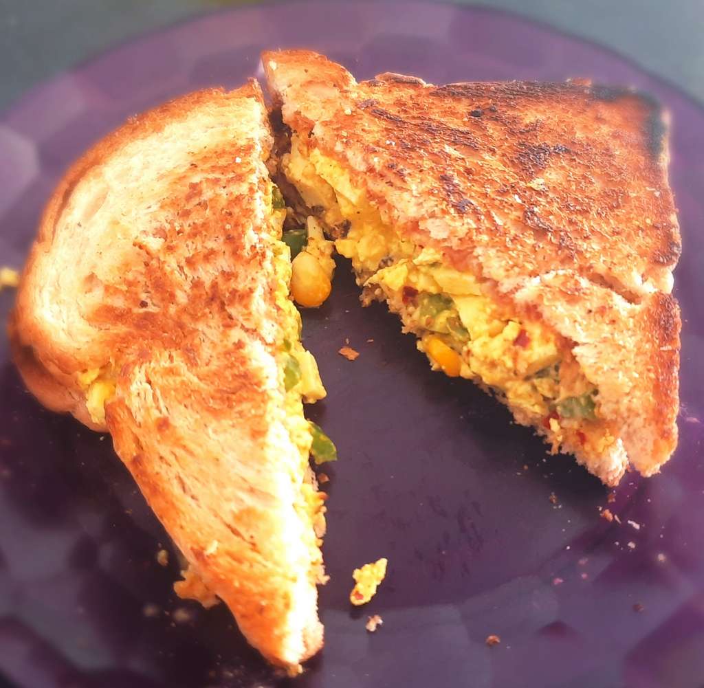 Paneer grilled sandwich