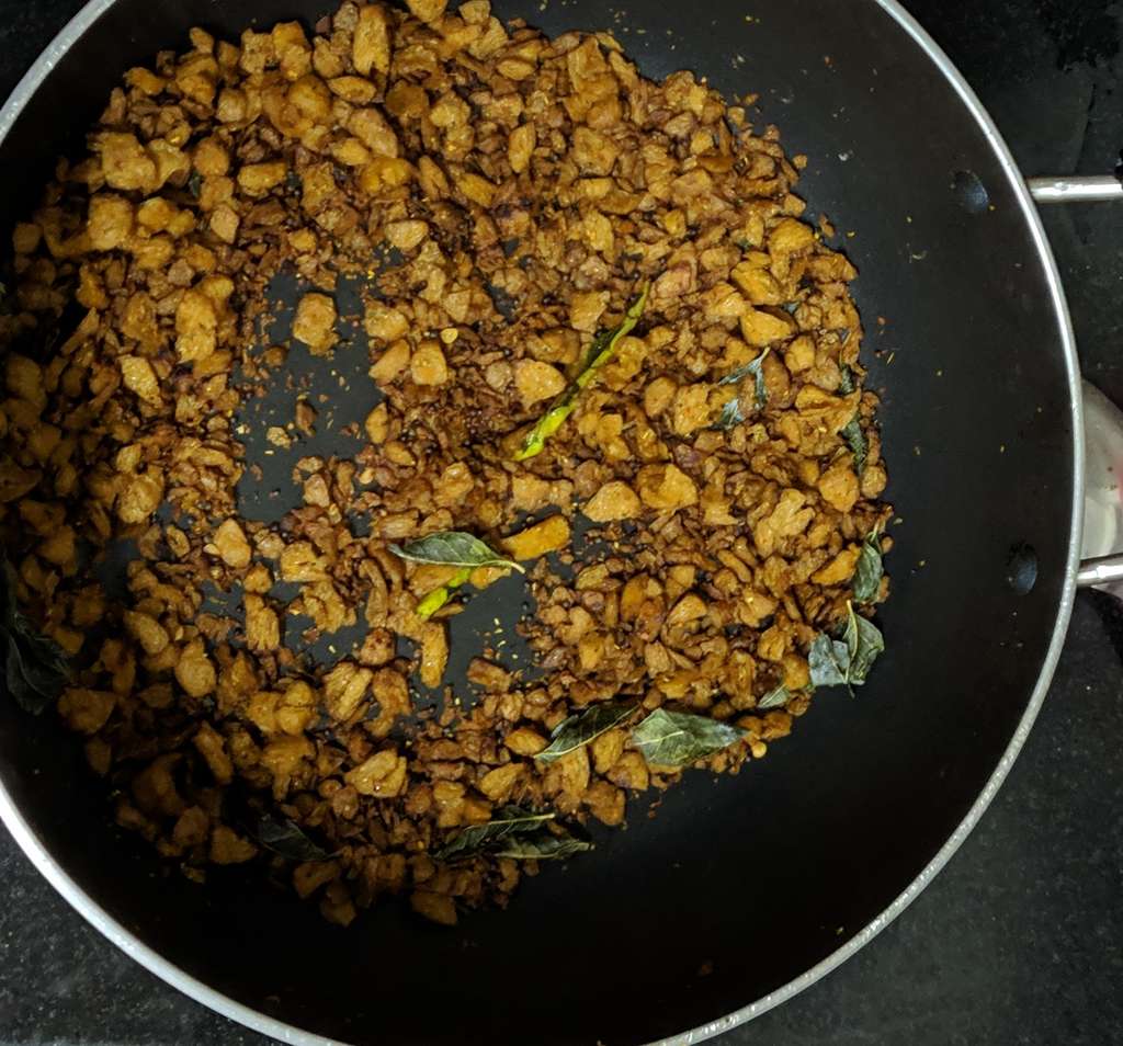 soya fry / soya chips