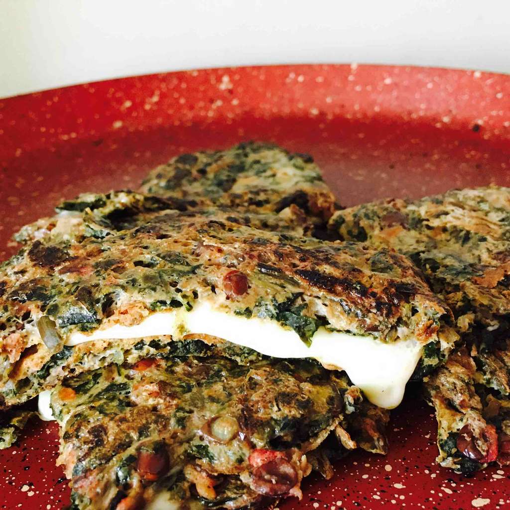 Cheesy Red amaranth chilla
