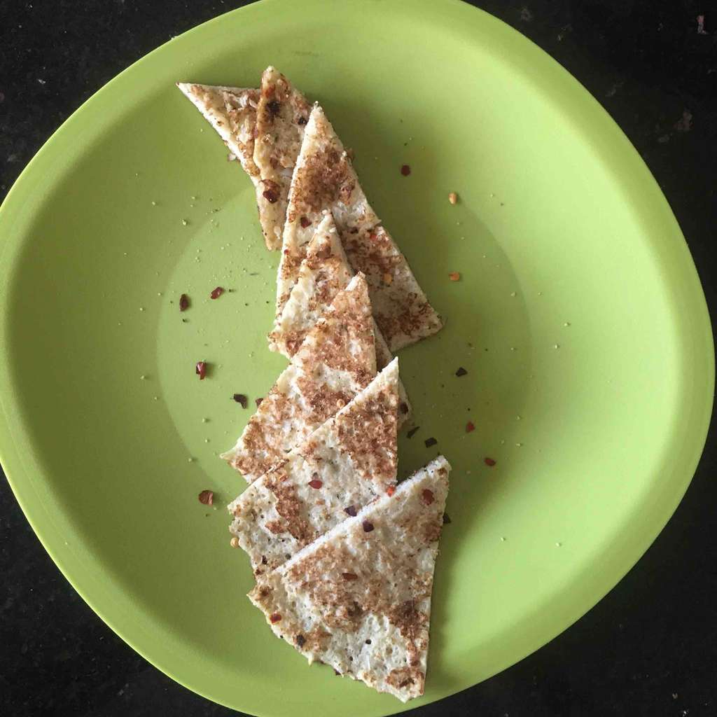  cauliflower egg chilla 