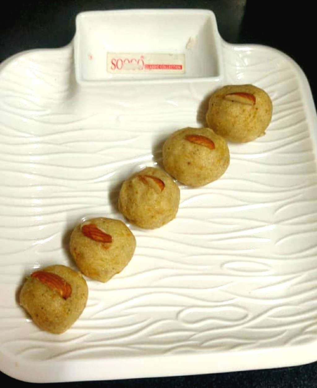 Suji laddoo
