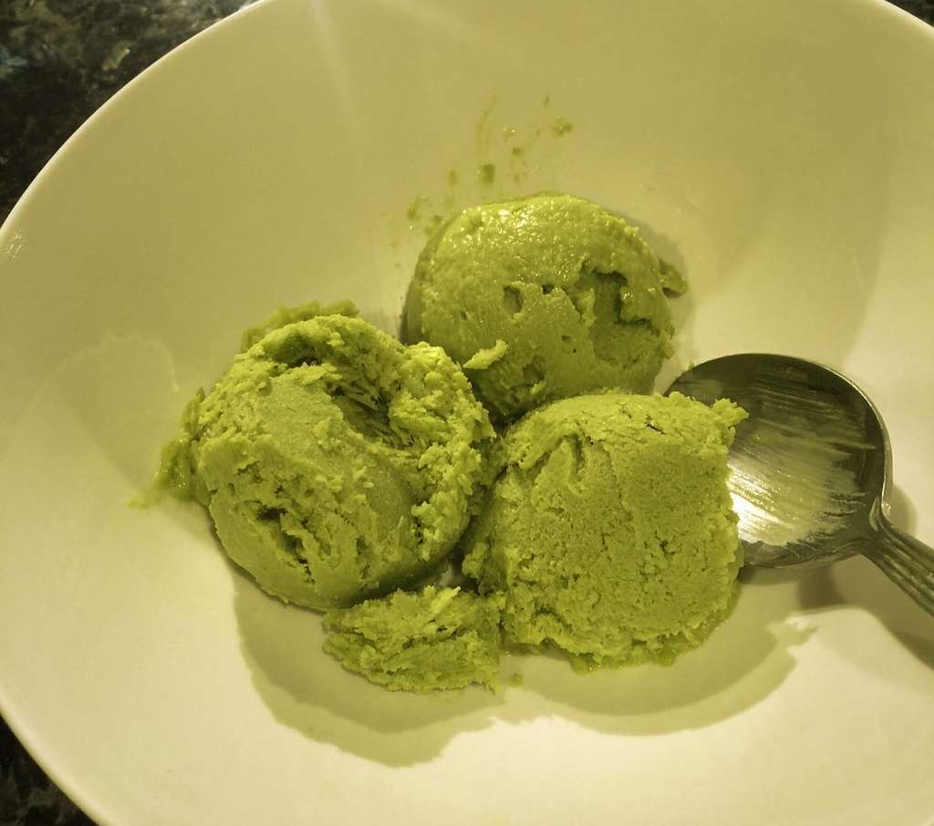 Avocado ice-cream 