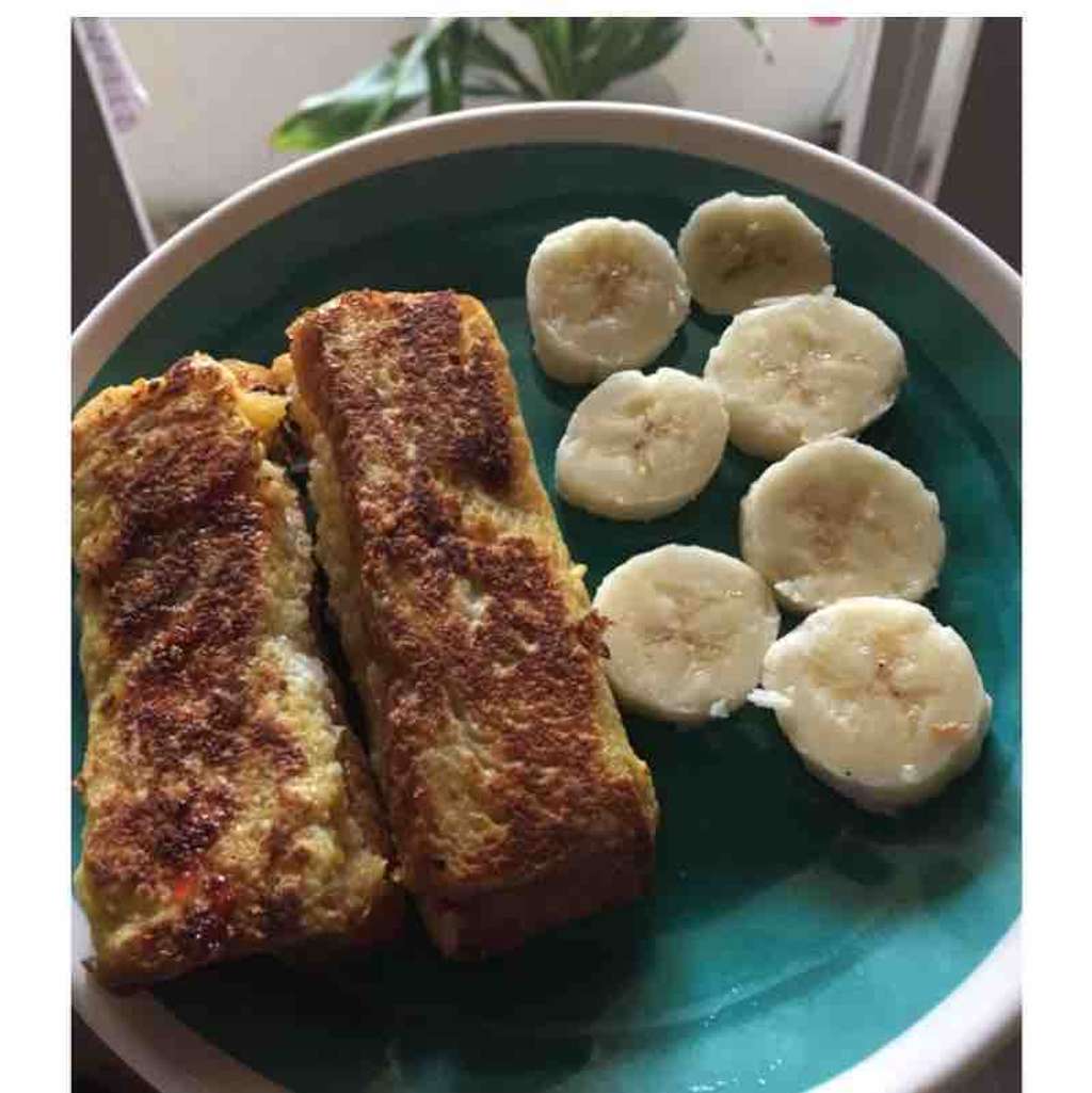 Bread Jam cheese egg rolls