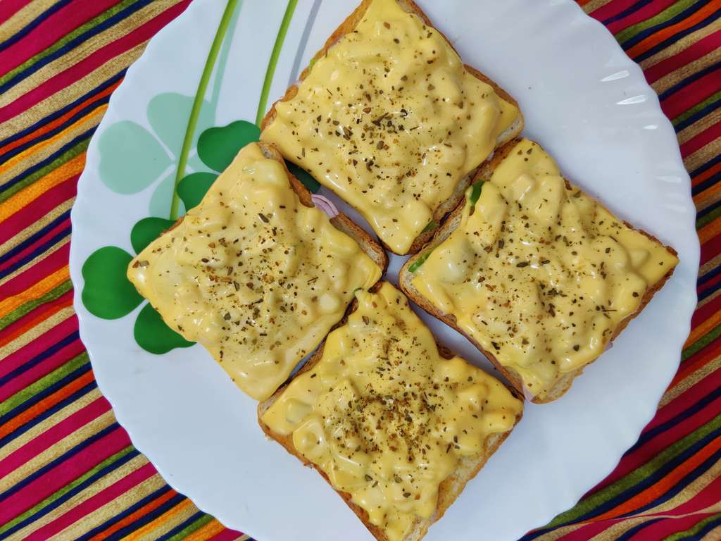 chilli cheese toast
