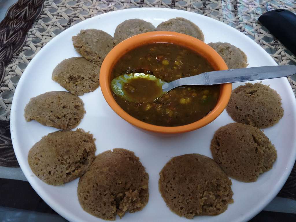 soya oats idli with dal