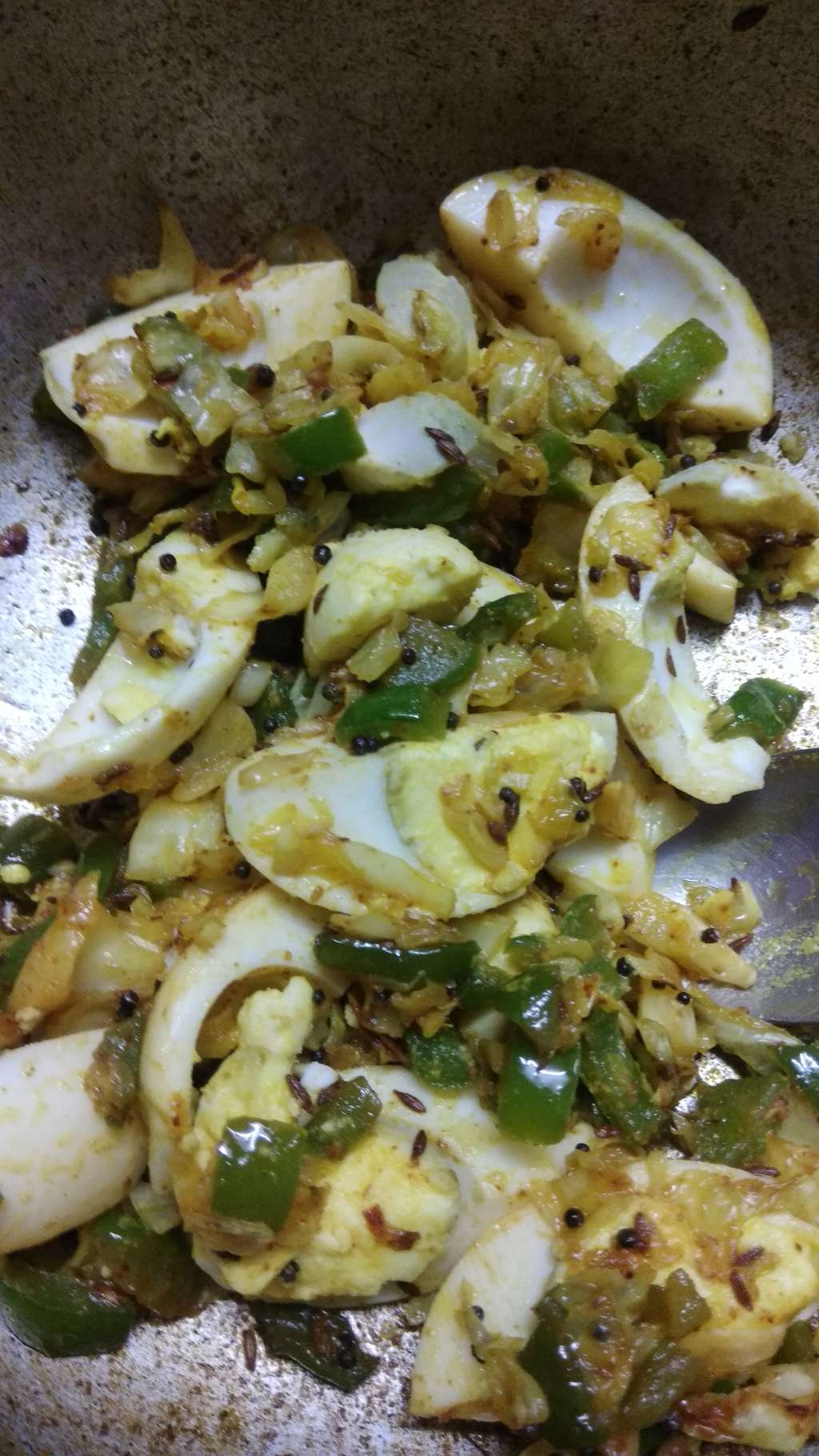 Egg cabbage capsicum stir fry😋😋