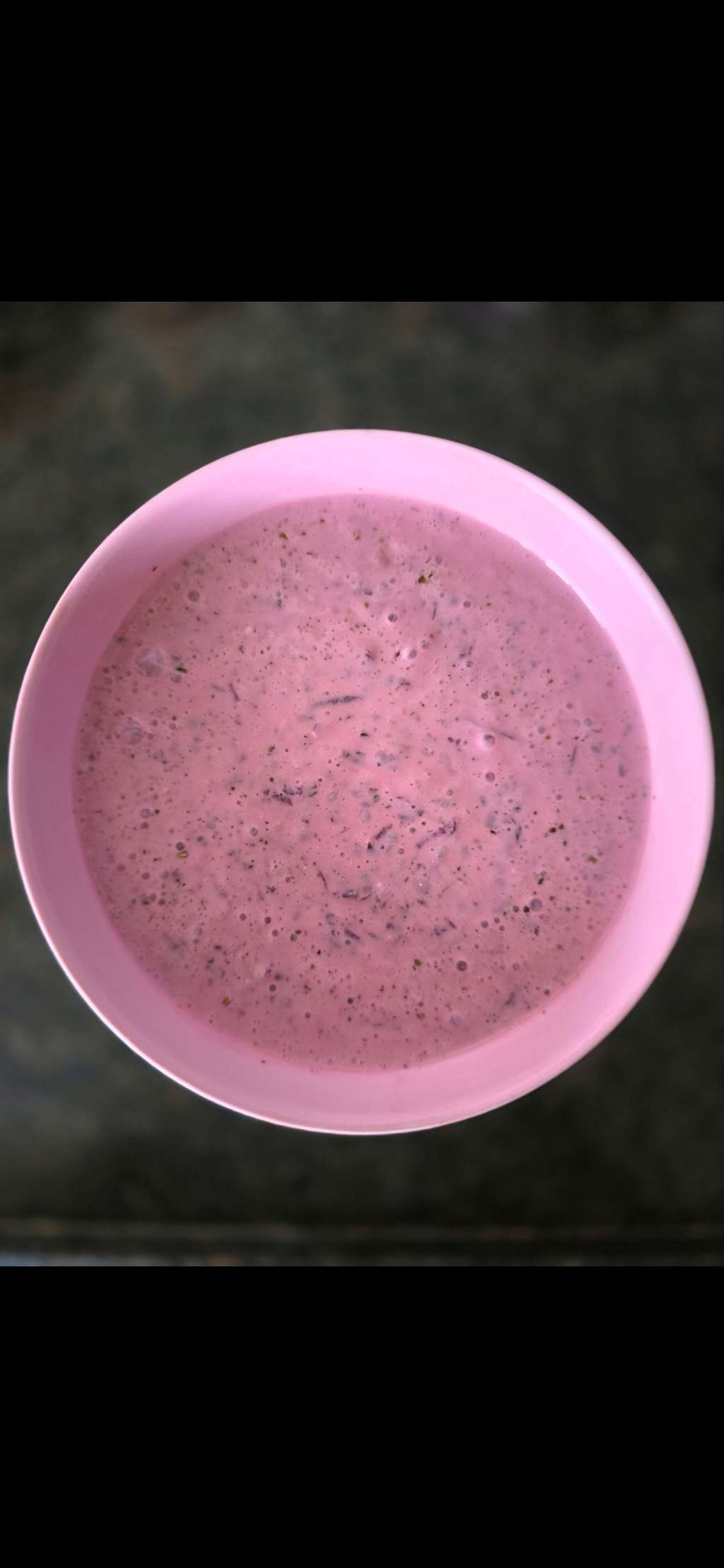  🌸Ruby Cooling Sabza Raita 🌸

“Coach, sabza seeds kaise consume kare?” 👀
One question I keep getting from my mentees again and again.