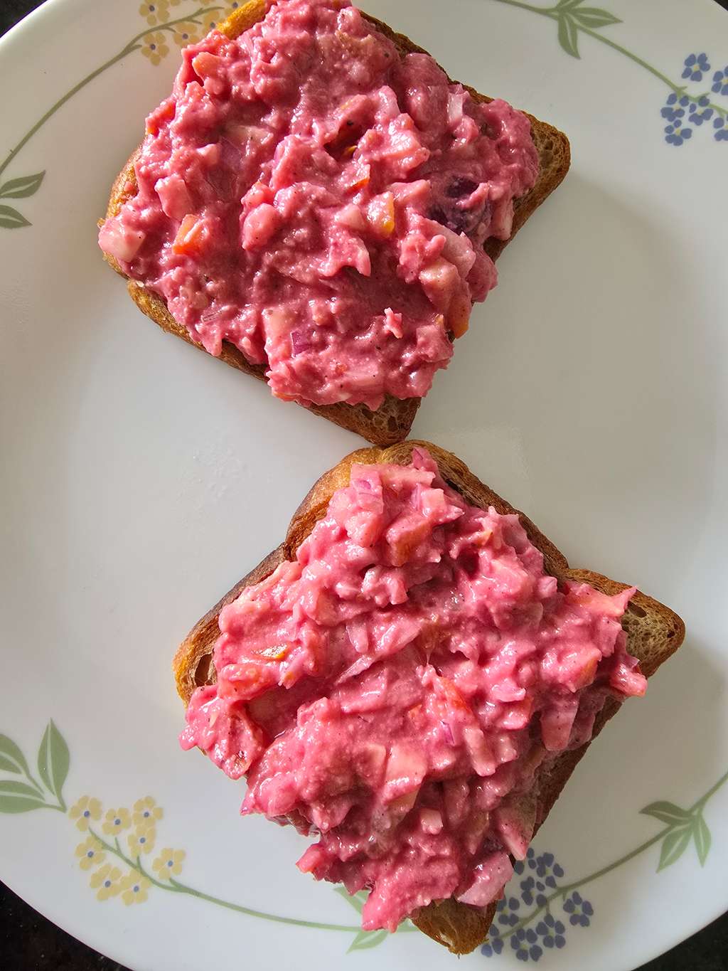 "Gut Glow Hummus Crunch Toast"

This isn’t just toast… this is gut-friendly, craving-killer fuel.

