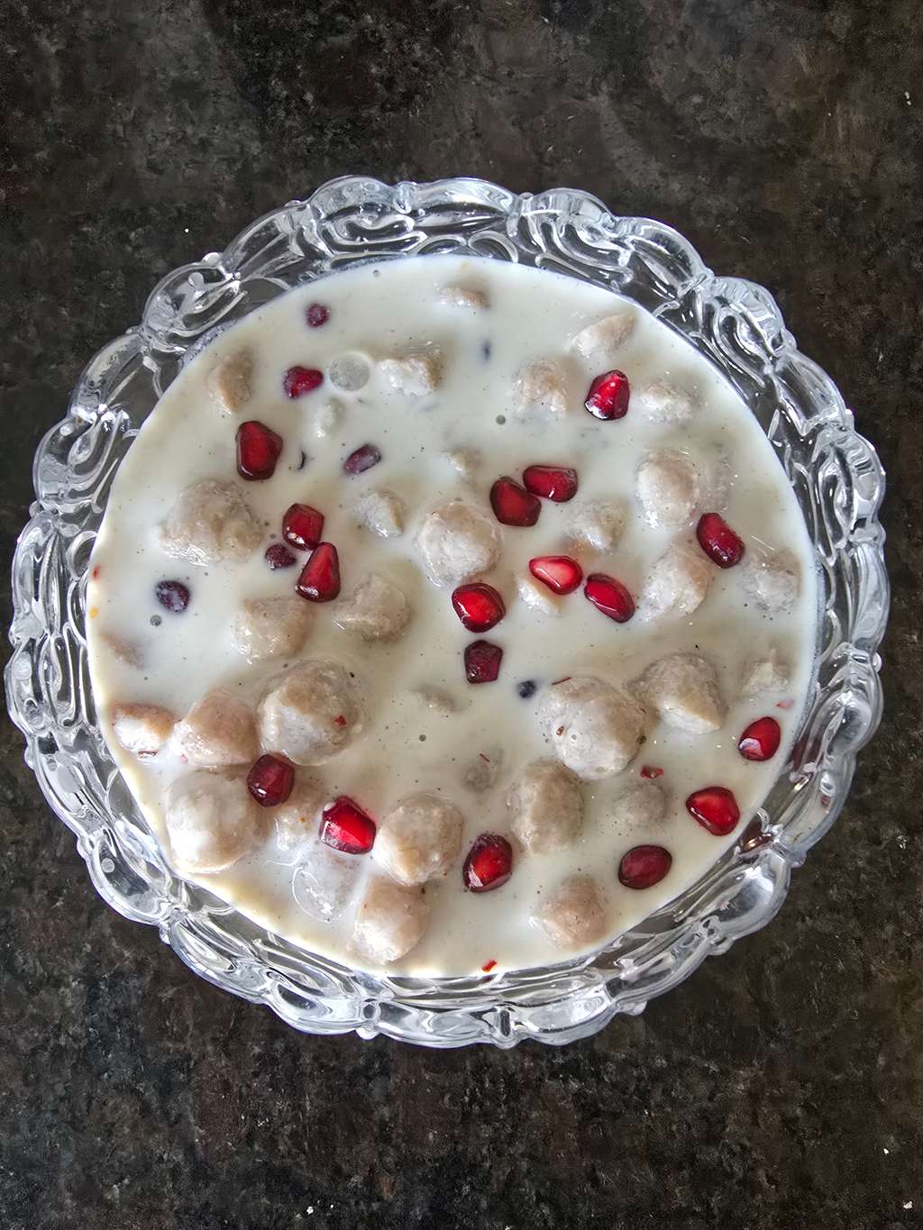 🥣 Protein Punch Soya Chunk Raita 💪✨
A creamy, tangy, high-protein twist to your regular raita!